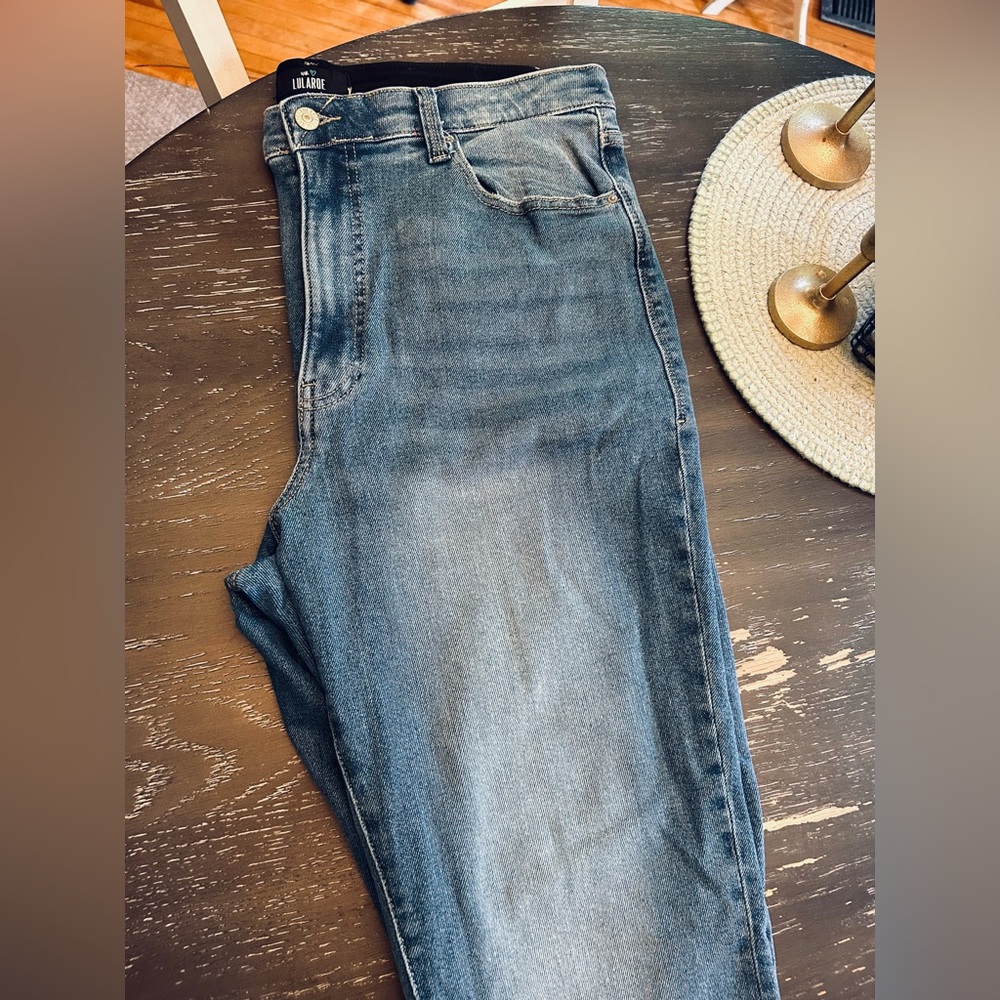 Gorgeous pair of size 34 LuLaRoe kick flare jeans. - Picture 3 of 9